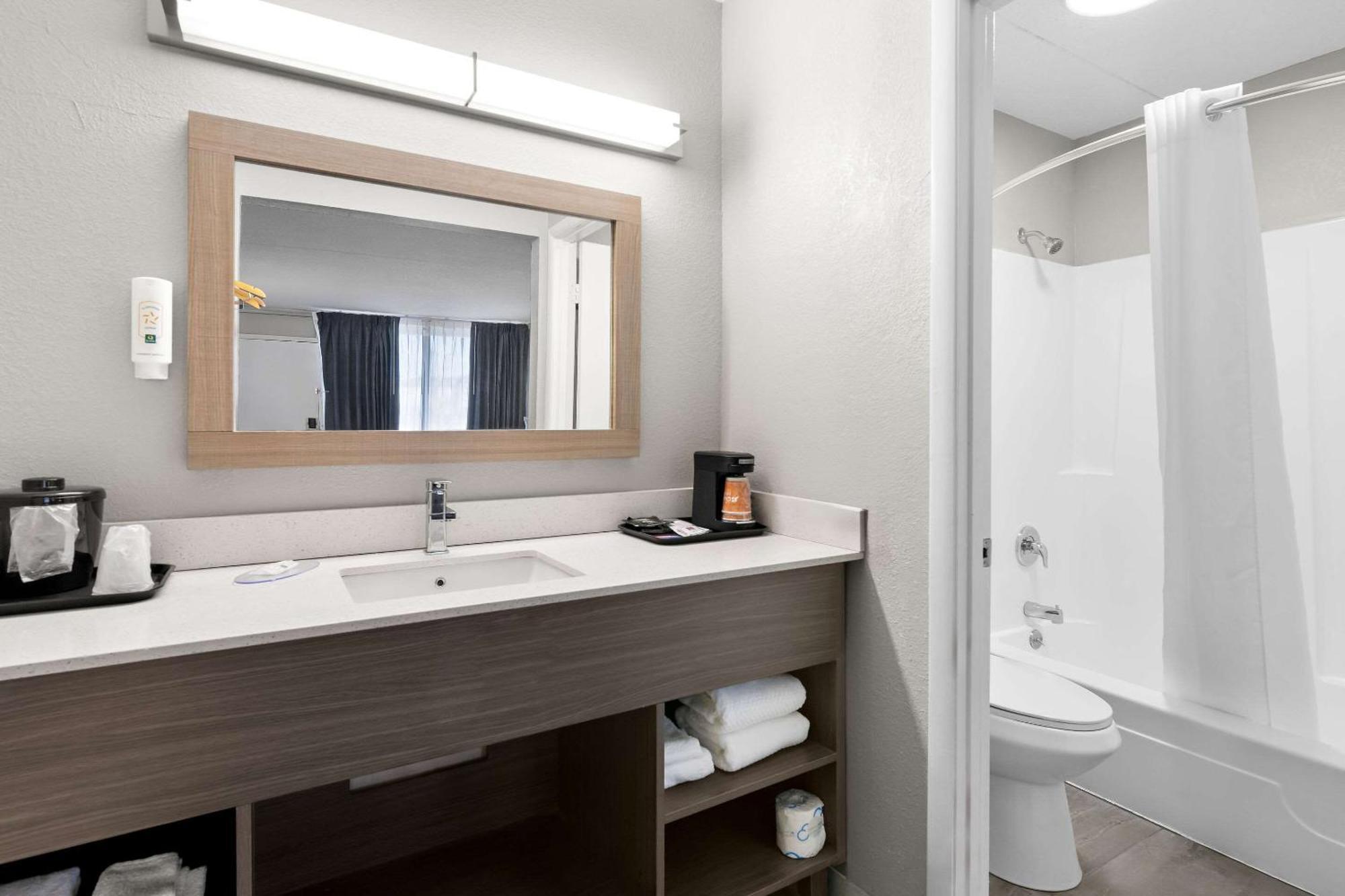 Quality Inn Nashville - Opryland Area 외부 사진